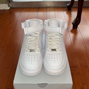 Nike Air Force 1 Mid ‘07